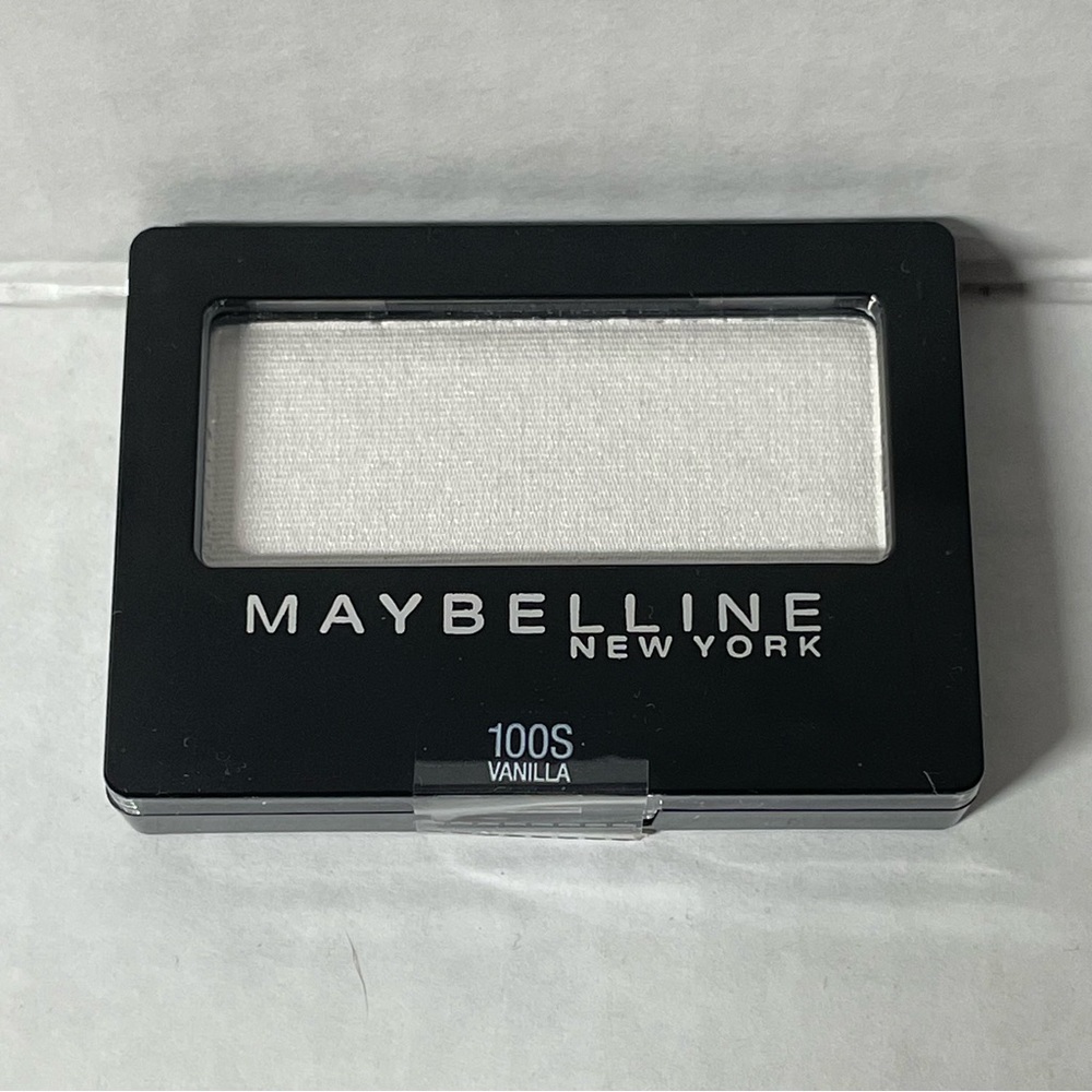 ♦️$3♦️ Maybelline Vanilla Eyeshadow